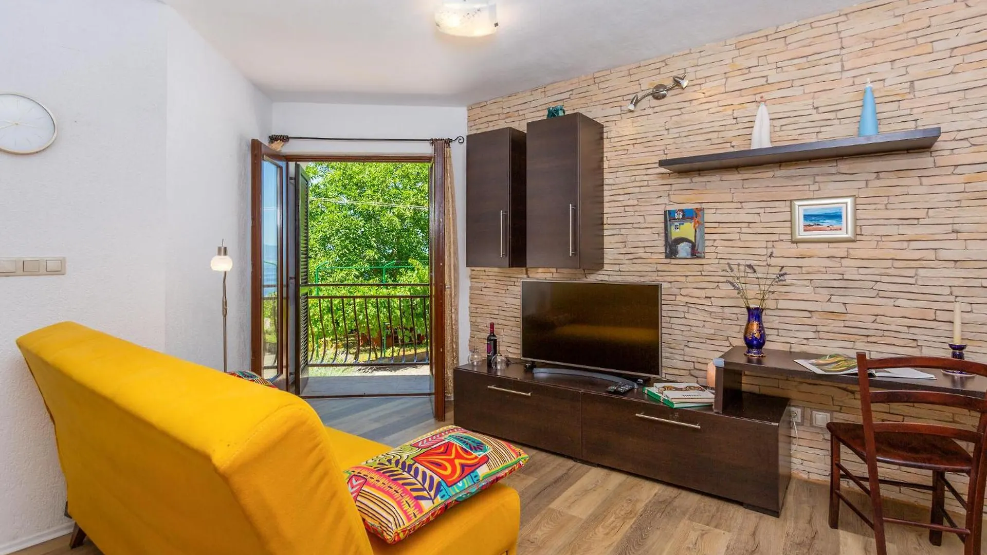 Stunning Apartment In Njivice With Kitchen 0*,  Croatia